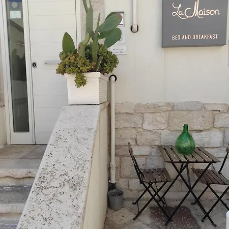 La Maison 3*