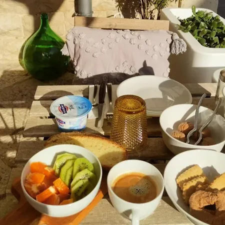 La Maison Πανσιόν Trani