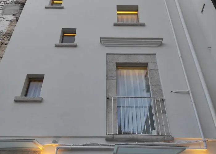 Pensión La Maison 3*